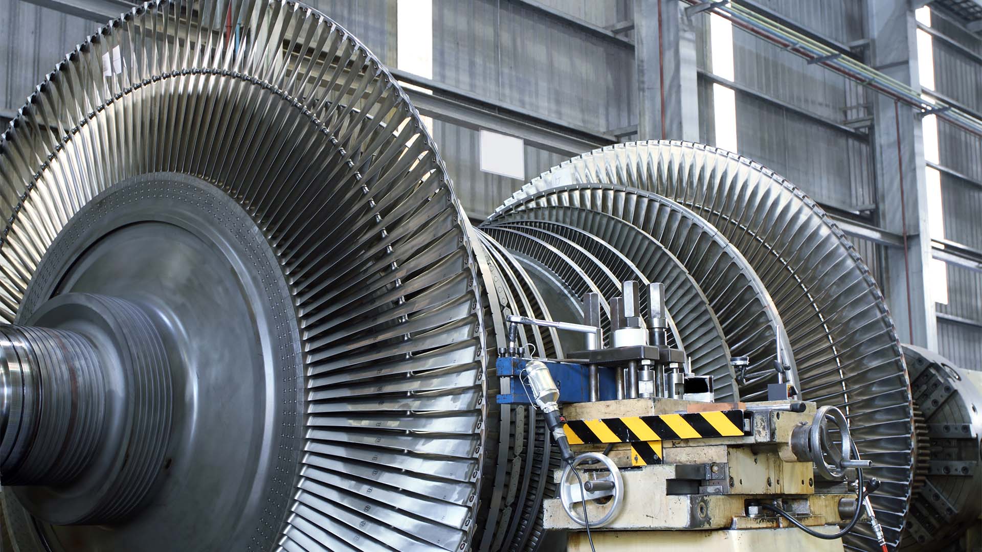 gas_turbine A gas turbine being serviced